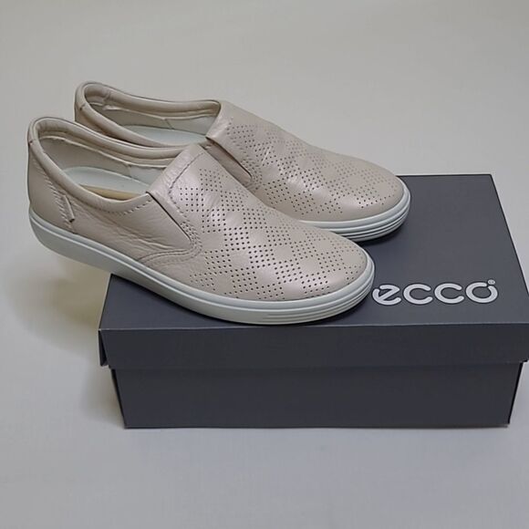 $170 NEW ECCO SOFT CREAM VANILLA METALLIC LEATHER SLIPON SNEAKERS 41 10 10.5 NWT - Picture 1 of 12